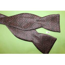 Vintage BeauTies LTD 100% Silk Self Tie Straight End Thistle Self Tie Bow Tie Mauve, Grey & Green