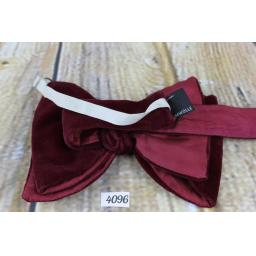 Vintage 1970s Claret Velvet Pre-Tied Bow Tie Adjustable