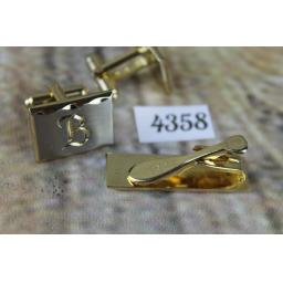 Vintage Hickok USA Initial B Matching Oblong Gold Metal Cufflinks and Tie Clip