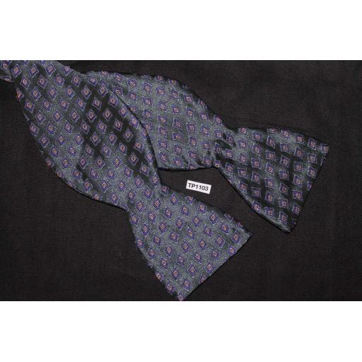 100% Silk Self Tie Straight End Thistle Bow Tie Grey Blue Diamond Pattern