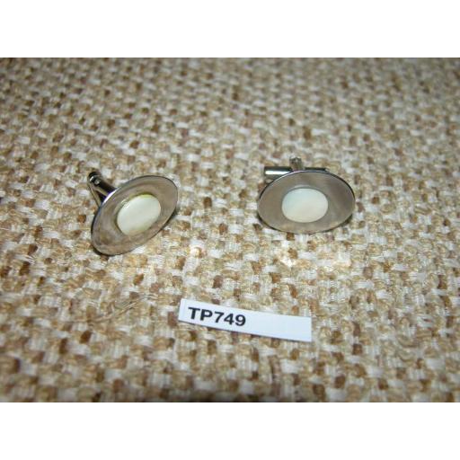 Vintage Mother Of Pearl & Silver Metal Oval Cuff Links