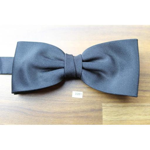 Vintage Pre-Tied Quality Classic Bow Tie Black Satin Adjustable Collar
