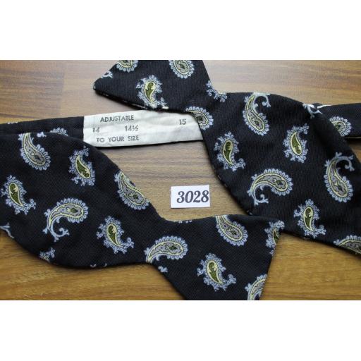 Vintage Self Tie Straight End Thistle Bow Tie Black/Grey & Gold Paisley