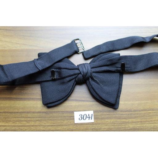 Vintage Classic Black Grosgrain Pre-tied Adjustable Bow Tie