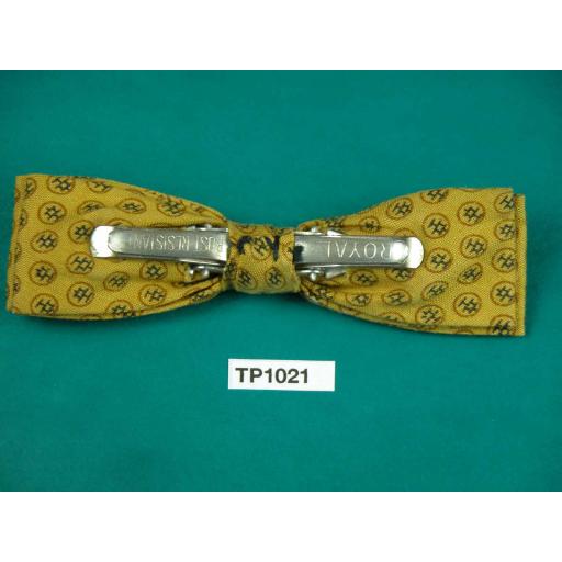 Vintage Boy's Mustard Repeat Pattern Square End Clip On Bow Tie