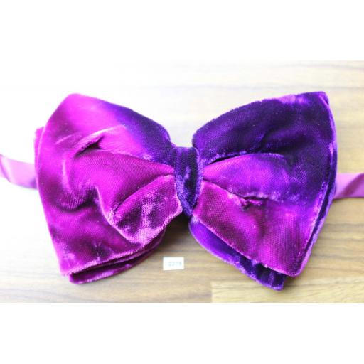 Vintage 1970s Pre-Tied Bow Tie Shades Of Purple Velvet Adjustable Collar Size